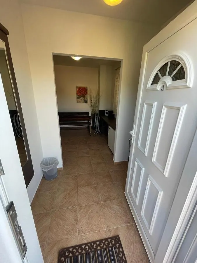 Medulin Luxury Apartments With Beautiful Garden 100 M From Beach