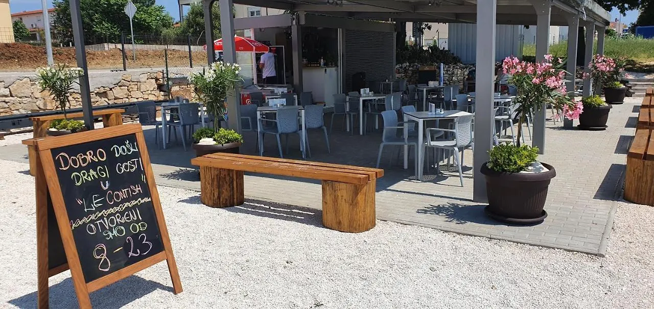 Medulin Luxury Apartments With Beautiful Garden 100 M From Beach Croatia