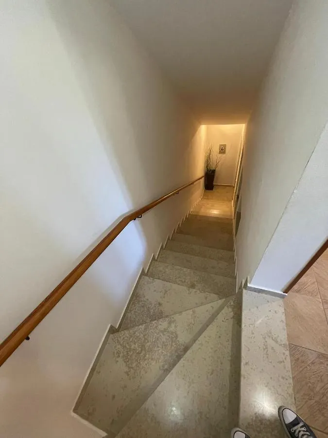 Medulin Luxury Apartments With Beautiful Garden 100 M From Beach