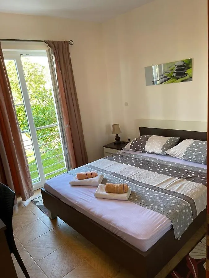 Medulin Luxury Apartments With Beautiful Garden 100 M From Beach 0*,  Croatia